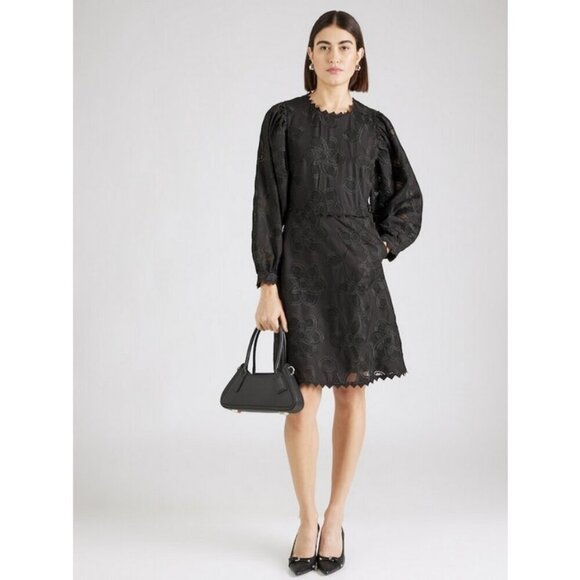 💕MUNTHE💕 Melinis Dress  ~ Black Floral Embroidered 36 EU NWT - Picture 2 of 16